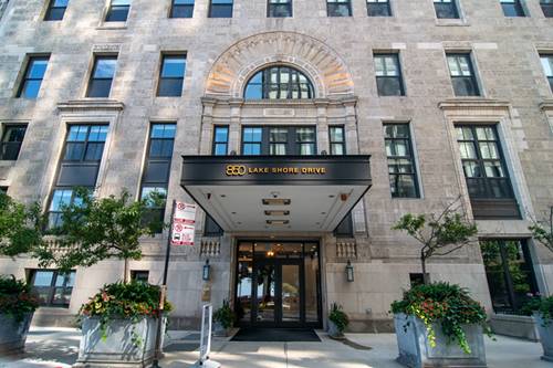850 N Lake Shore Unit 210, Chicago, IL 60611