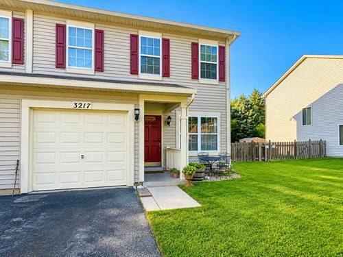 3217 Hoffman, Plano, IL 60545
