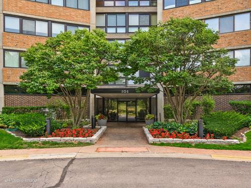 101 Bar Harbour Unit 2M, Schaumburg, IL 60193