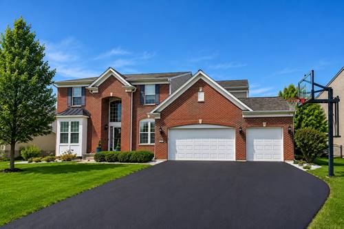 191 Chapin, Oswego, IL 60543