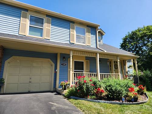 1349 Queensgreen, Naperville, IL 60563