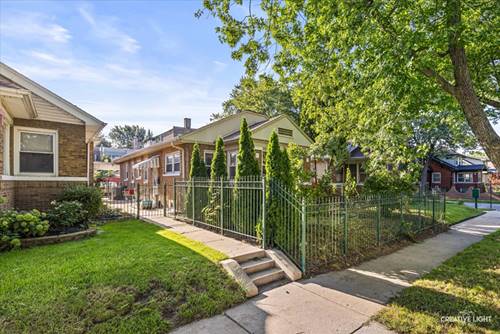 4952 N Central Park, Chicago, IL 60625