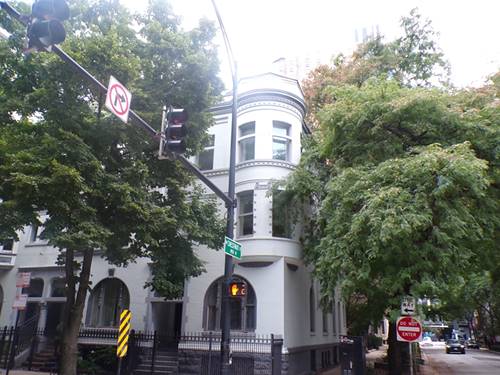 849 N Dearborn, Chicago, IL 60610