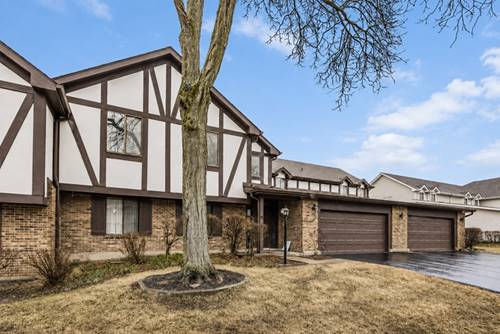372 Springlake Unit C, Aurora, IL 60504