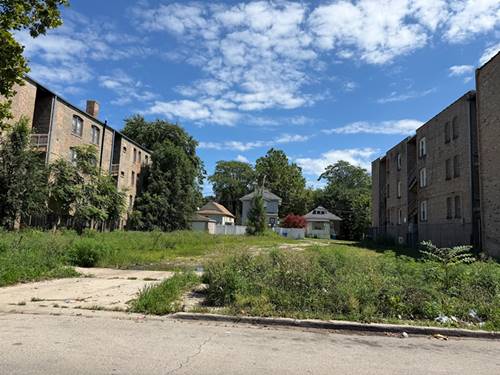 7933 S Marquette, Chicago, IL 60617
