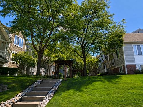 2309 Dawson, Algonquin, IL 60102