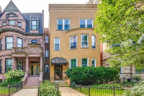 421 W Oakdale Unit 4, Chicago, IL 60657