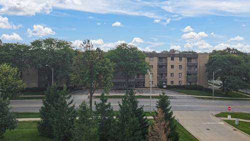 1133 S Finley Unit 402, Lombard, IL 60148