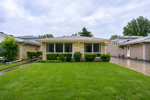 905 Long, Glenview, IL 60025
