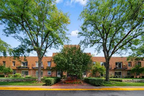 1250 Park Unit 430, Highland Park, IL 60035