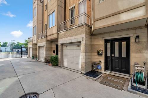 3262 W Armitage Unit 3, Chicago, IL 60647