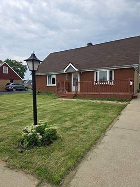 8225 New Castle, Burbank, IL 60459