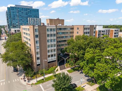 151 N Kenilworth Unit 4G, Oak Park, IL 60301