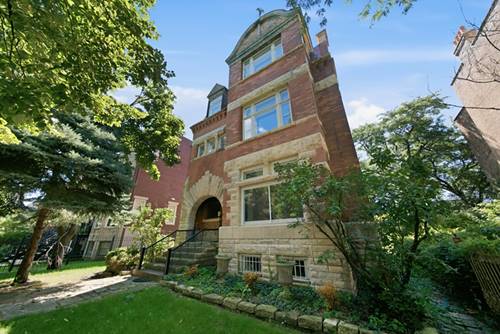 1529 W Adams, Chicago, IL 60607