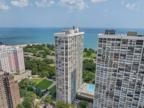 5455 N Sheridan Unit 408, Chicago, IL 60640