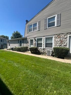323 Meadow, Vernon Hills, IL 60061