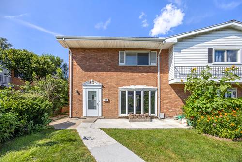 8812 Dee Unit A, Des Plaines, IL 60016
