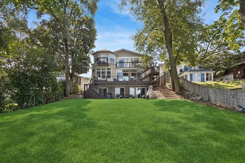 19108 W Lake View, Mundelein, IL 60060