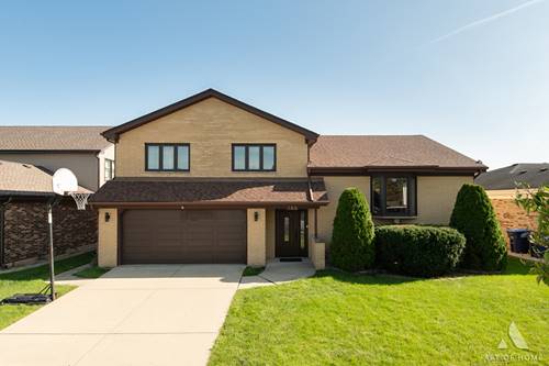 735 Yorkshire, Des Plaines, IL 60016
