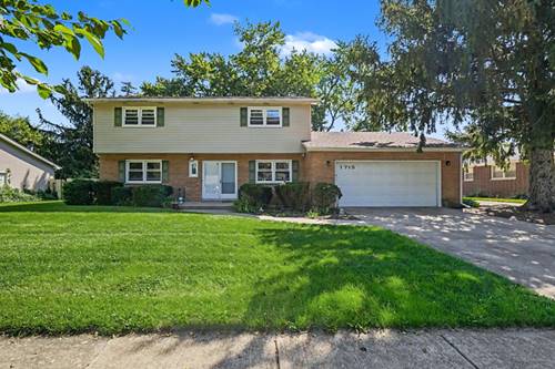 1715 Lily, Aurora, IL 60505