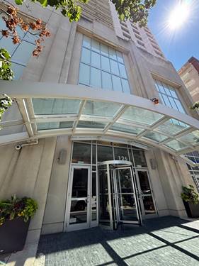125 S Jefferson Unit 2206, Chicago, IL 60661