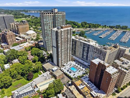 525 W Hawthorne Unit 608, Chicago, IL 60657