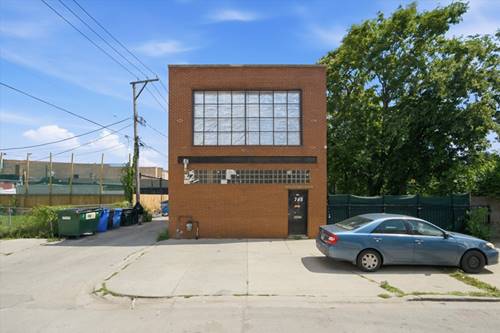 743 N Avers, Chicago, IL 60651