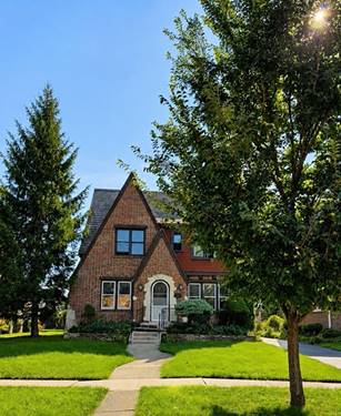 221 East, Park Ridge, IL 60068