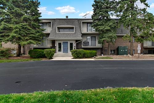 228 E Bailey Unit A, Naperville, IL 60565