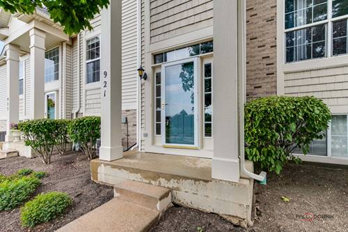 921 Summit Creek, Shorewood, IL 60404