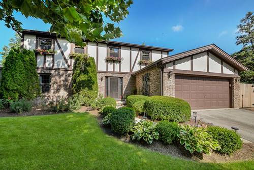 229 N Whispering Hills, Naperville, IL 60540