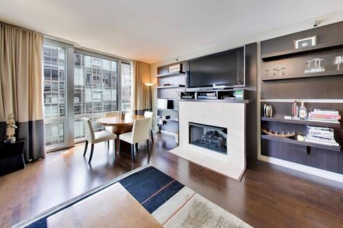 160 E Illinois Unit 2106, Chicago, IL 60611