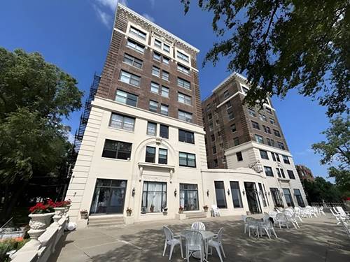 1205 W Sherwin Unit 301, Chicago, IL 60626