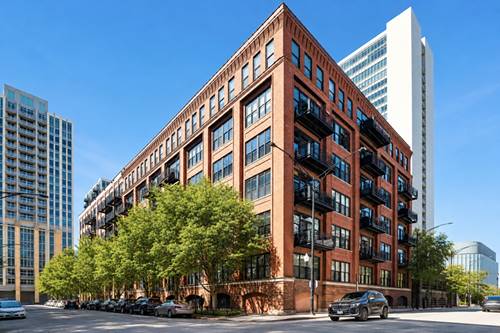 520 W Huron Unit 412, Chicago, IL 60654