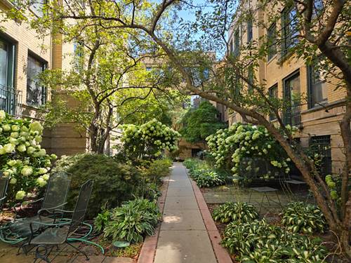 7031.5 N Sheridan Unit 2N, Chicago, IL 60626