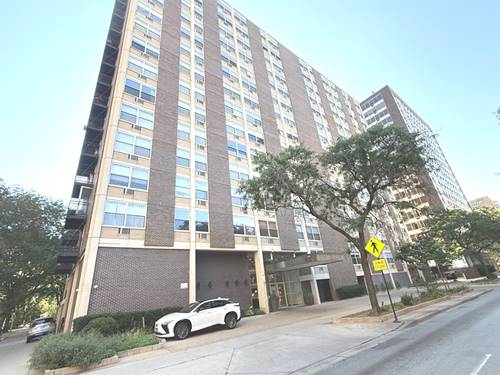 3033 N Sheridan Unit 403, Chicago, IL 60657