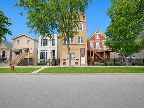 3320 S Carpenter, Chicago, IL 60608