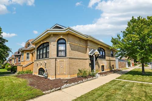 2447 Oak Park, Berwyn, IL 60402