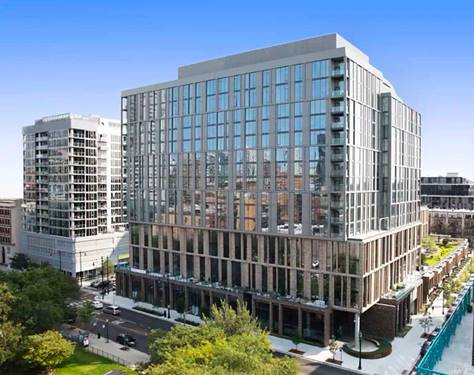 855 W Madison Unit 615, Chicago, IL 60607