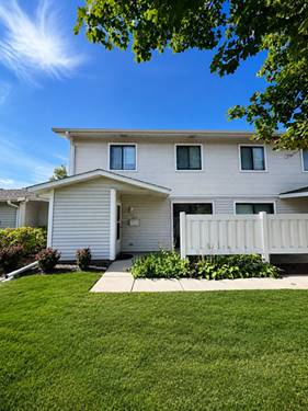 727 Whitesail Unit 727, Schaumburg, IL 60194