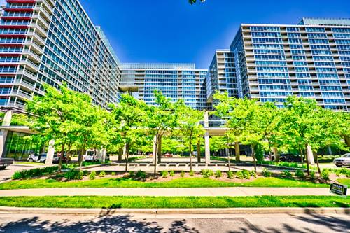 9655 Woods Unit 407, Skokie, IL 60077