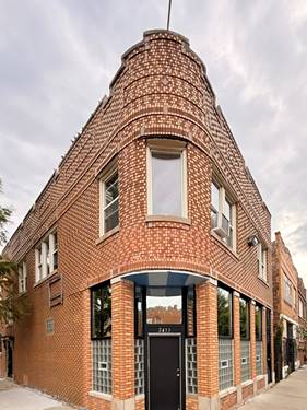 2433 W Lithuanian Plaza, Chicago, IL 60629