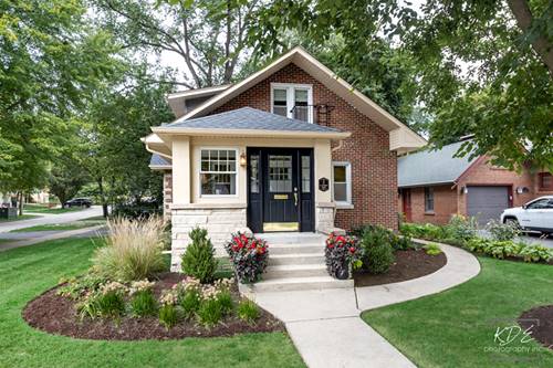 5 N Huffman, Naperville, IL 60540