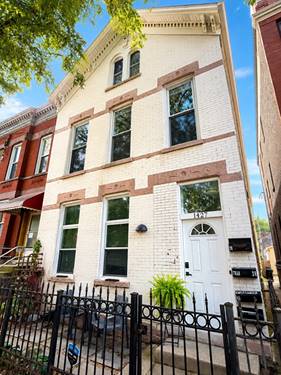 1427 W Superior Unit 2F, Chicago, IL 60642