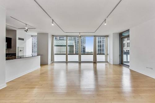 8 E Randolph Unit 1004, Chicago, IL 60601