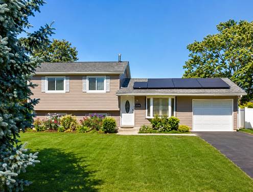 206 E Briarcliff, Bolingbrook, IL 60440