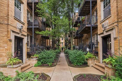 2241.5 N Lincoln Unit 2E, Chicago, IL 60614