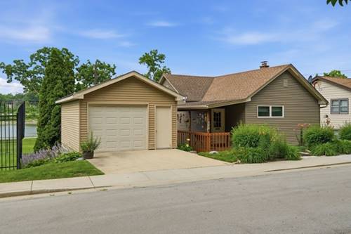 642 Wellington, Elgin, IL 60120