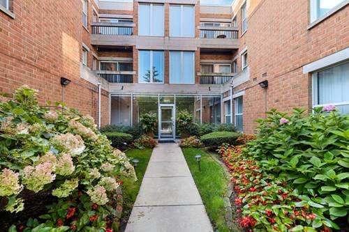 1925 Lake Unit 316, Wilmette, IL 60091