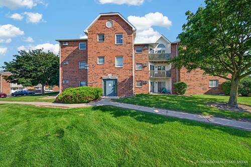1375 Cunat Unit 2C, Lake In The Hills, IL 60156